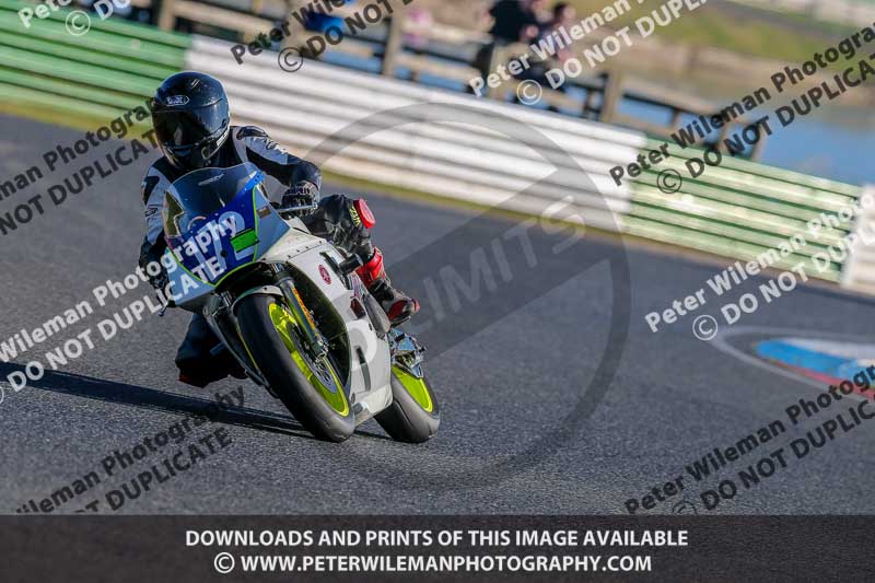 PJM Wedding Photography;enduro digital images;event digital images;eventdigitalimages;mallory park;mallory park photographs;mallory park trackday;mallory park trackday photographs;no limits trackdays;peter wileman photography;racing digital images;trackday digital images;trackday photos